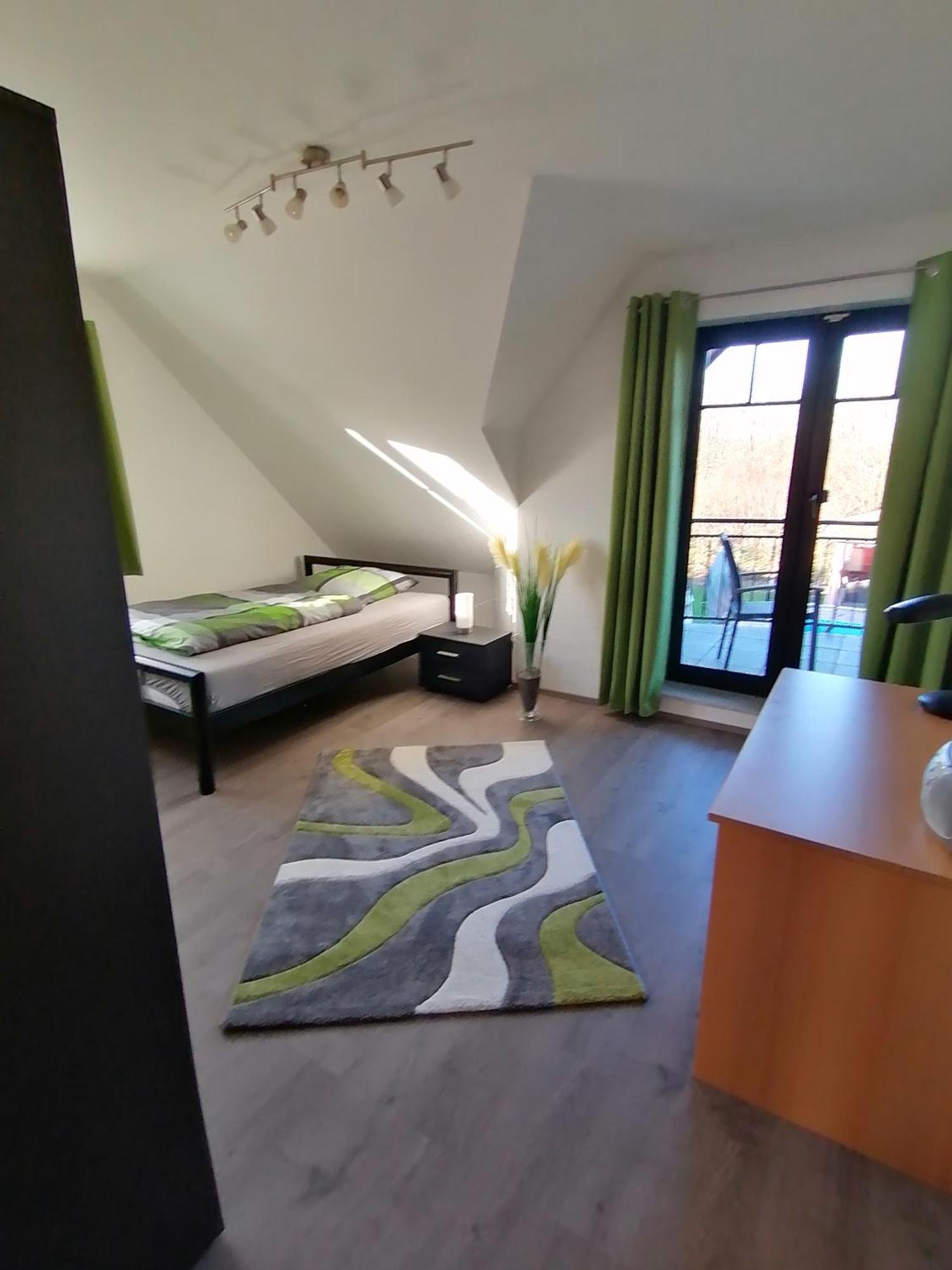 Ferienwohnung "Sanssouci", Muelheim Selbeck Mülheim an der Ruhr Exterior foto